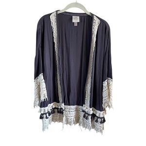 Knox Rose fringe crochet boho festival cover shirt size Medium